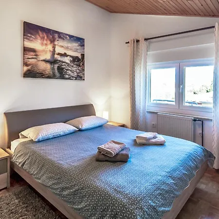 1 Bedroom Awesome In
