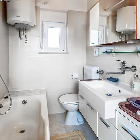 Daire 1 Bedroom Awesome In