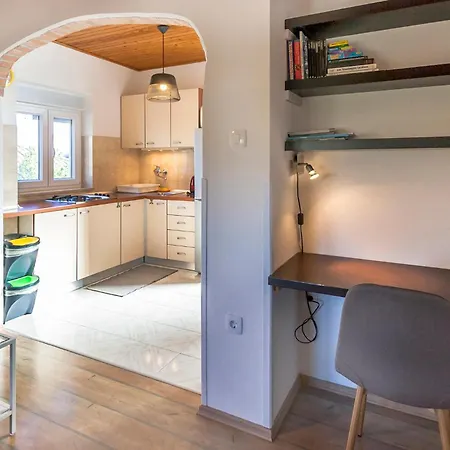 1 Bedroom Awesome In